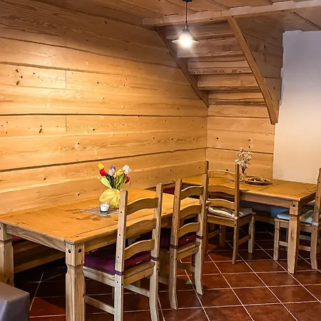 Orman Evi Perkaska Žacléř