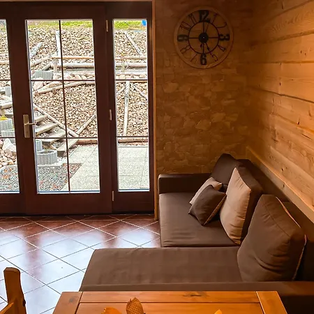 Orman Evi Perkaska Žacléř